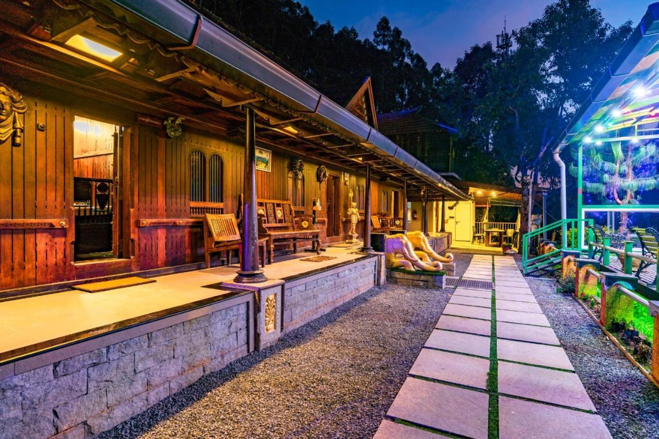 Castillo De Woods , The Private Luxury Villa , 8 Bhk, Vattavada Kottakamboor Exterior photo